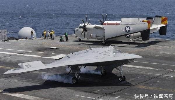 002航母正在安装拦阻索,除歼15之外还有一飞