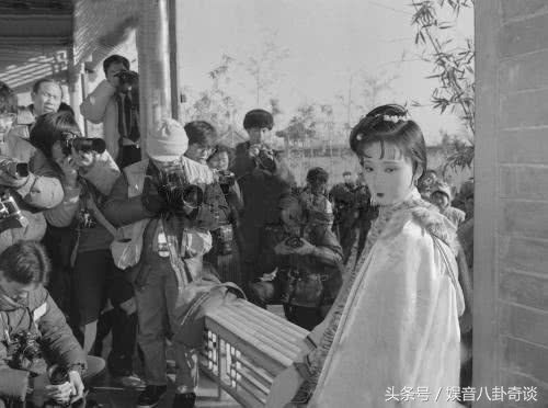 《红楼梦》宝黛共读西厢记这段原来是这样拍的