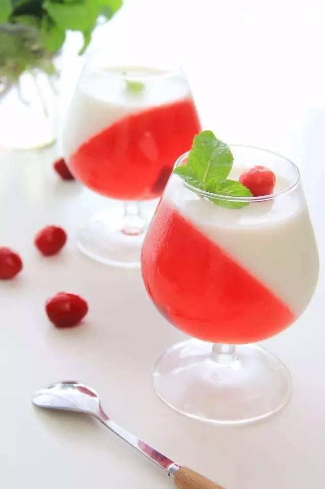 夏日免烤清凉甜品,一口果冻回到清凉初夏!