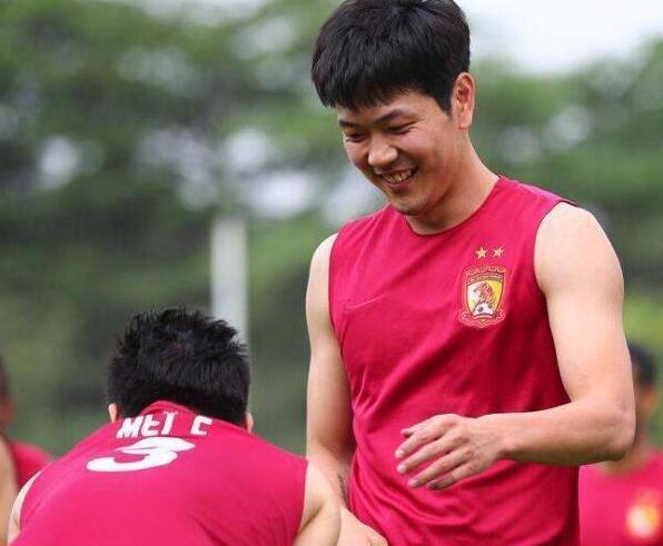 保利尼奥回恒大不休原因终揭晓 其他俱乐部真