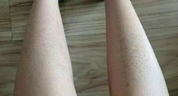 没想到离开精修,女明星的腿里最能打的居然是