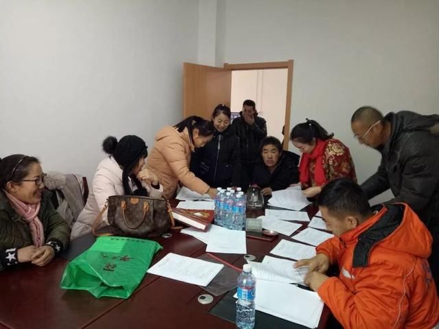 吉林省三八红旗手风采杨凤艳在公益中传递善念