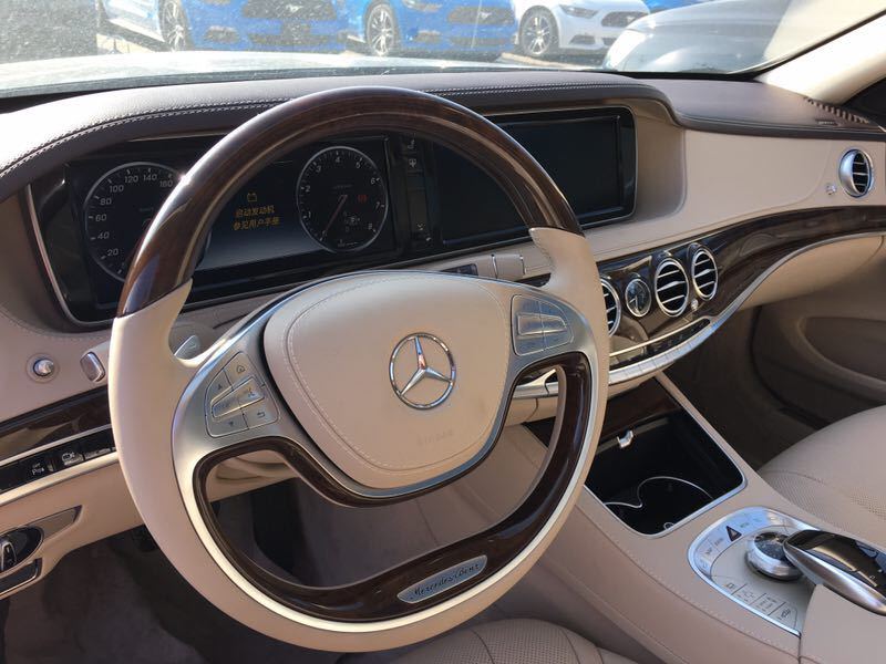 2018款奔驰s400l平行进口展厅专卖港口促销模式抢购中