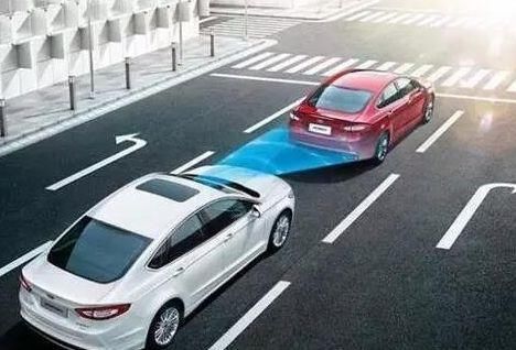 过来人的经验,新手开车怎么防剐蹭,牢记这几点