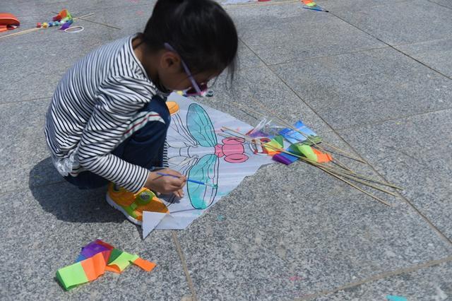 拥抱自然 我爱春天--素质教育践行者郑州市端庄