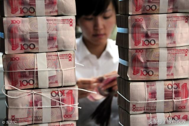 十万块人民币存余额宝,一年之后能取多少钱?说