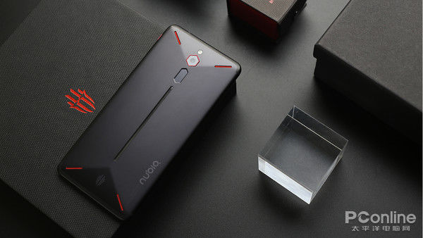 努比亚红魔电竞游戏手机销售火爆:5月1号10点