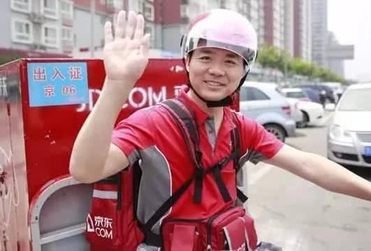 马云:我从不用淘宝和支付宝,刘强东:我每年消费