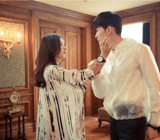 《女汉子真爱公式》赵丽颖霸道强吻张翰