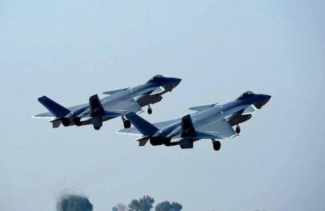 歼20将换装峨眉矢量发动机,彻底治好国产战机