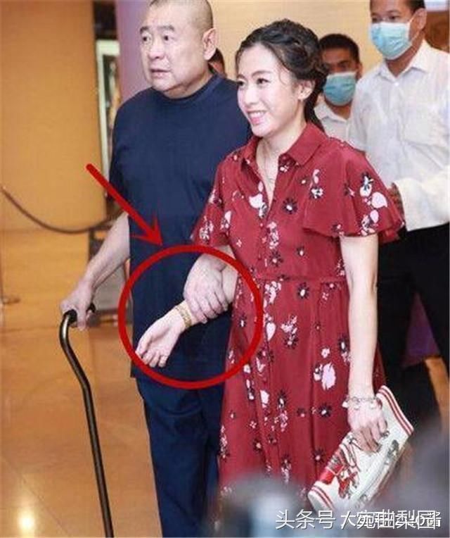 刘銮雄曾交过28个女星, 66岁换肾, 今坐迈巴赫