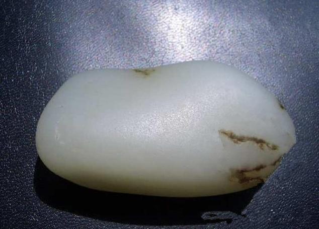 什么人不适合戴玉:如果你想买一块真正的和田