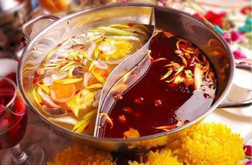 脖子难受浑身没劲?学会这个动作,让你不花钱治