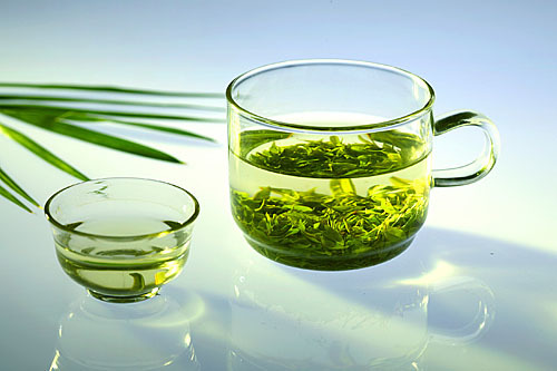 泡茶用什么杯子最好 4种杯子喝水很危险