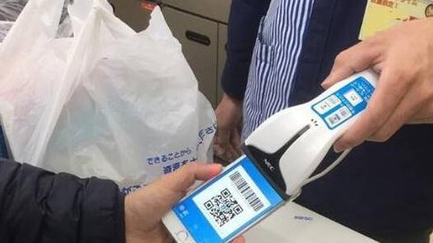 中国游客在日本便利店最爱买什么？ 排第一的竟是这个