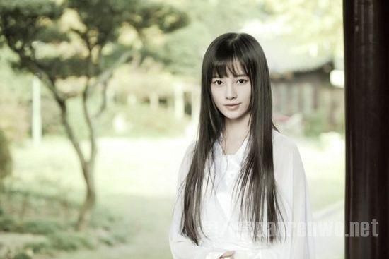 鞠婧祎被吻照片是怎么一回事?鞠婧祎赵嘉敏是