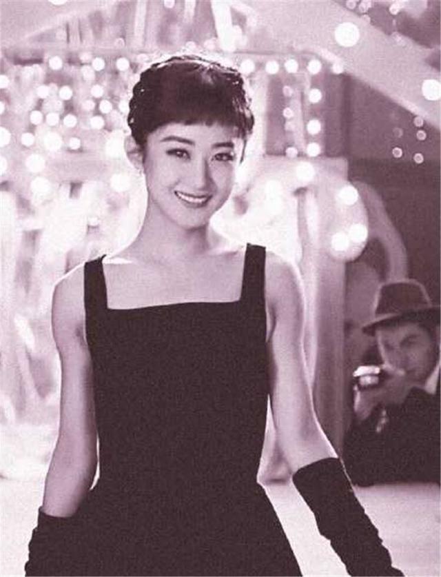 赵丽颖成为德芙新女郎!ab汤唯关晓彤输给了她