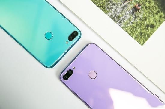 华为荣耀7X和荣耀9i相比,哪款比较好?刘海和全