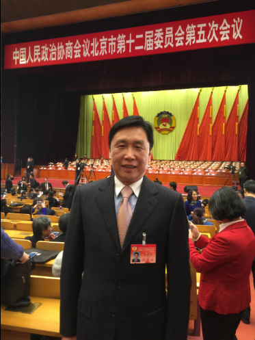 不安分的创业人——政协委员耿晓东