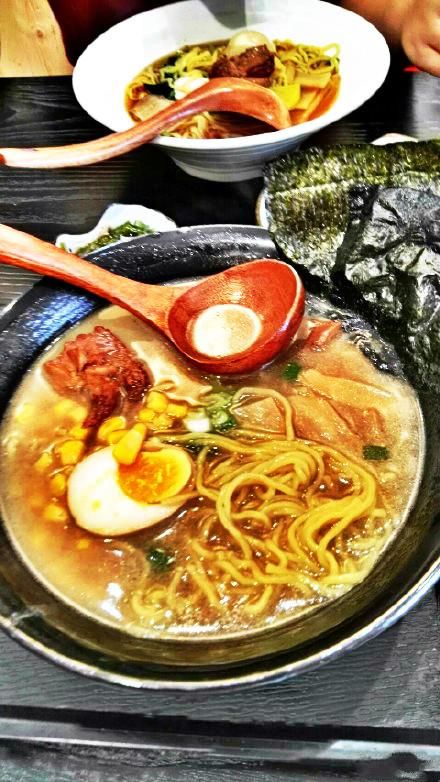 比三亚凉爽,比青岛时尚,这个城市充满异国风情