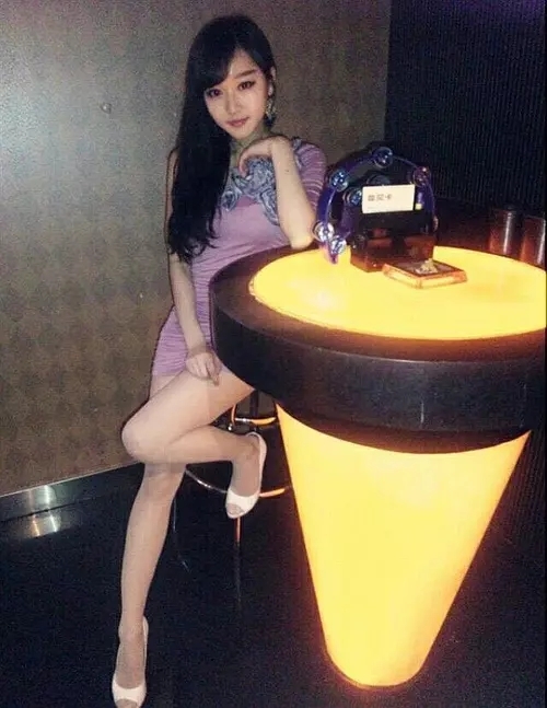 马龙妻子照片曝光令人惊艳 t0158f264a7bf32c266.jpg?size=500x647