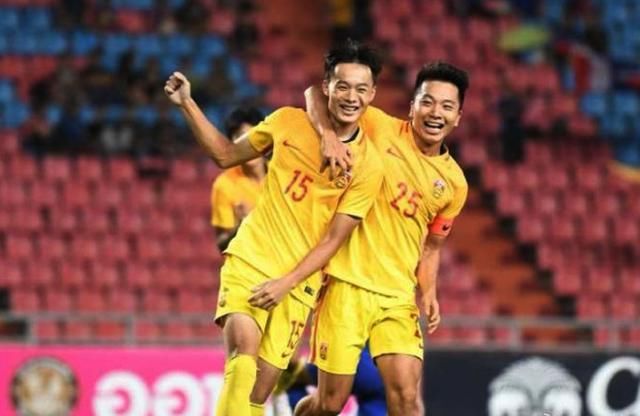 雷厉风行!暂且不论国奥战绩如何,希丁克这一最