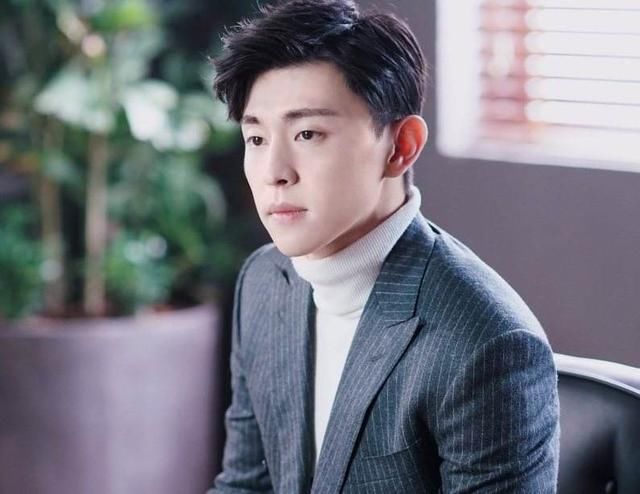 新舞林大会:迪丽热巴被她代替,与邓伦携手,网友