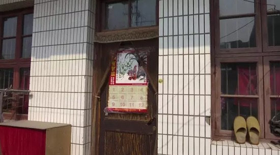 9旬老太儿孙满堂却欲单过 儿子:不给钱就不养她