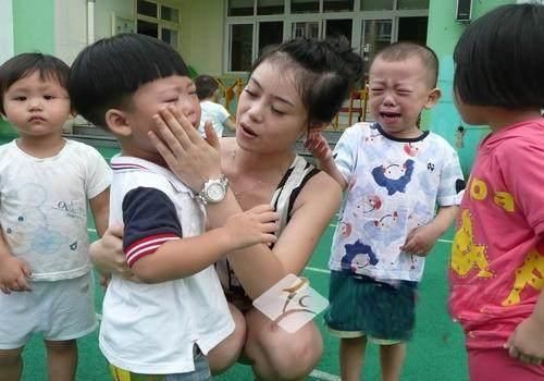 看完这些幼儿园老师的心声,你还为工作忙而最