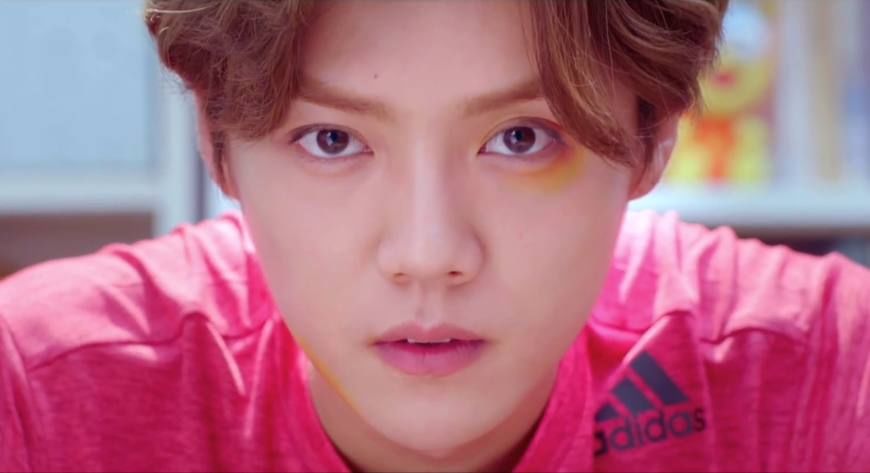 鹿晗关晓彤《甜蜜暴击》预告片曝光,胡一天新