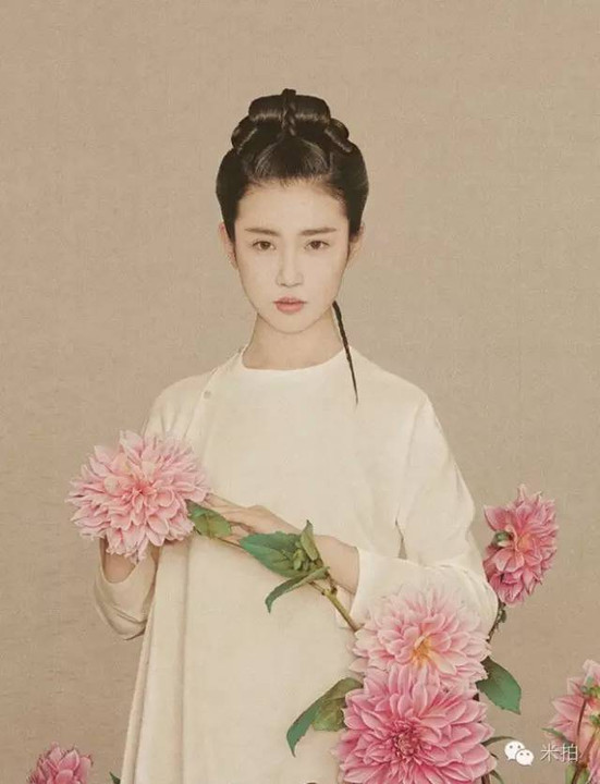 孙郡把这些明星拍成了中国画,邓超、孙俪、范