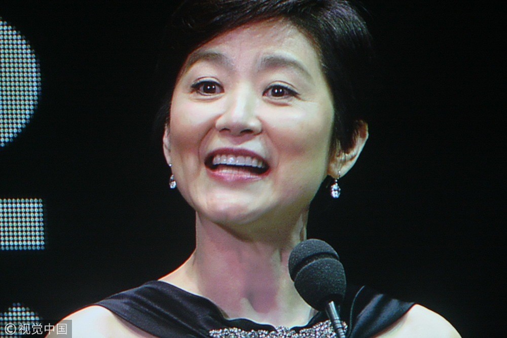 港媒称林青霞因老公养私生子已离婚 分手费高达80亿 港媒称林青霞因老公养私生子已离婚 分手费高达80亿