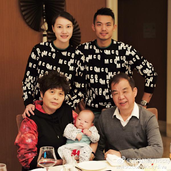 谢杏芳520发文疑手撕小三:见到上去给两个耳光