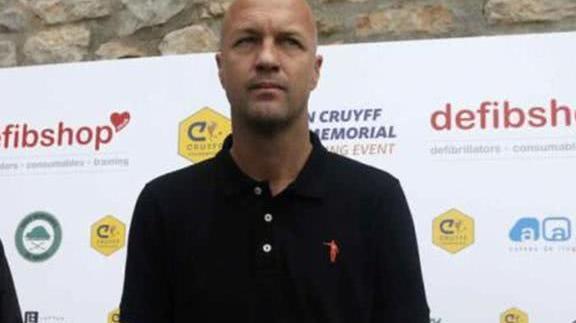 中超降级热门迎转机?将聘请一年执教经验新帅