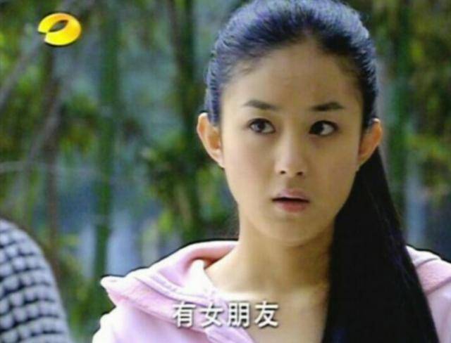 赵丽颖的神奇发际线是怎么弄的呢?