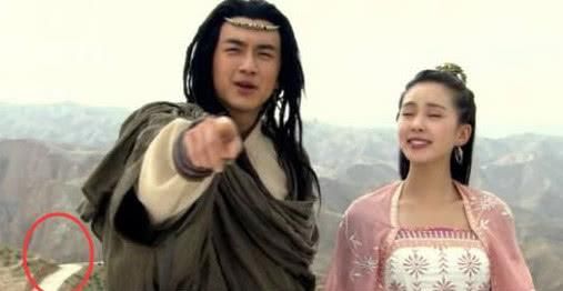 《轩辕剑》爆笑穿帮镜头,看了多年剧才发现,张