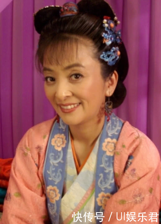 她先嫁日本人,再嫁美国人,最后嫁了法国人,扬言