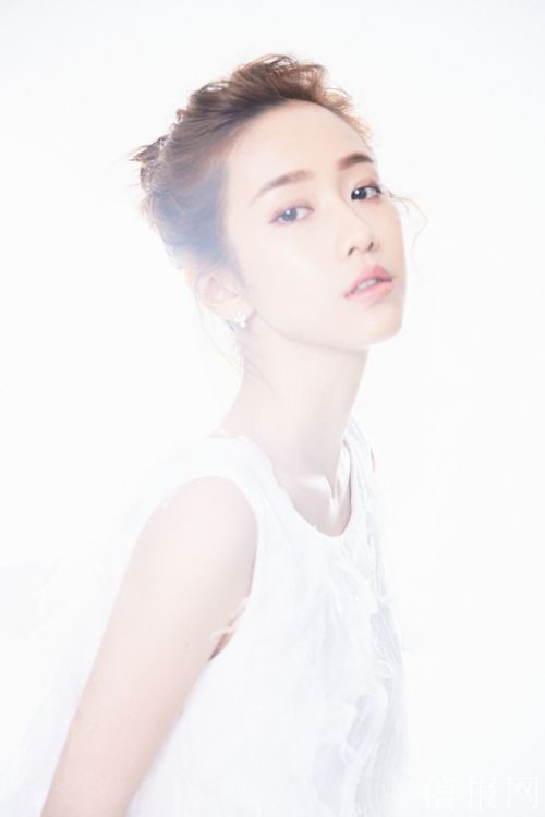 刘美含压轴出演《寻人大师》 玩"cosplay"挑战精神分裂患者-北京时间