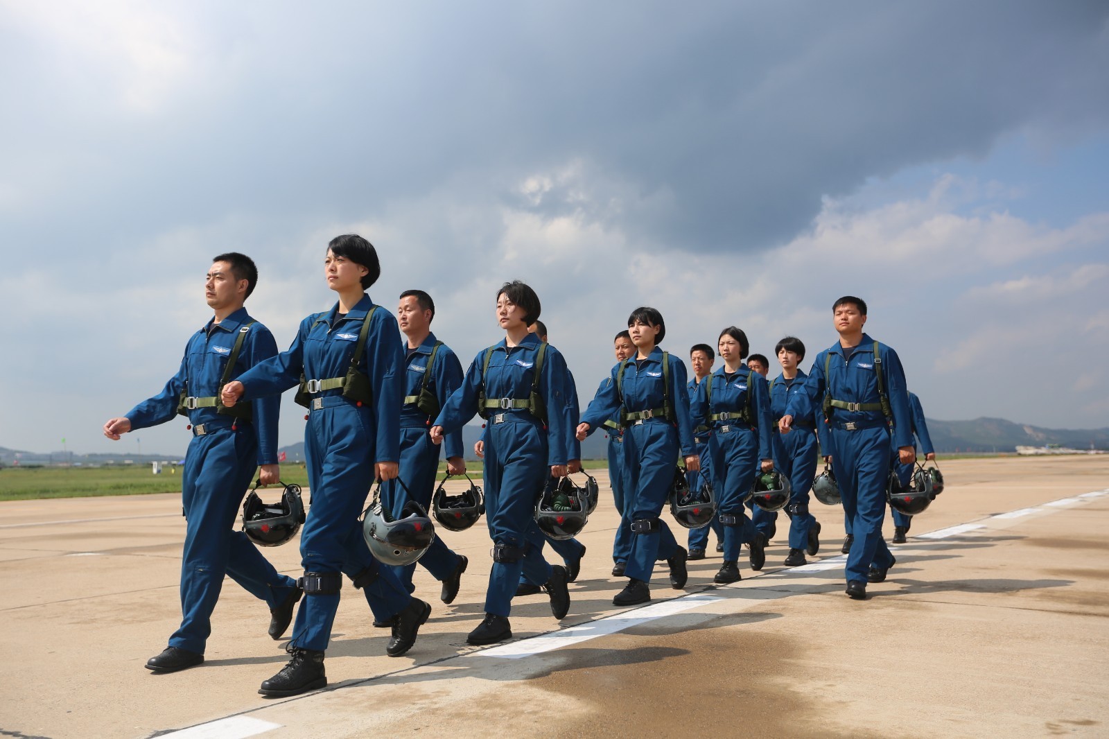 空军航空大学贴吧_解放军空军航空大学_空军航空大学在哪