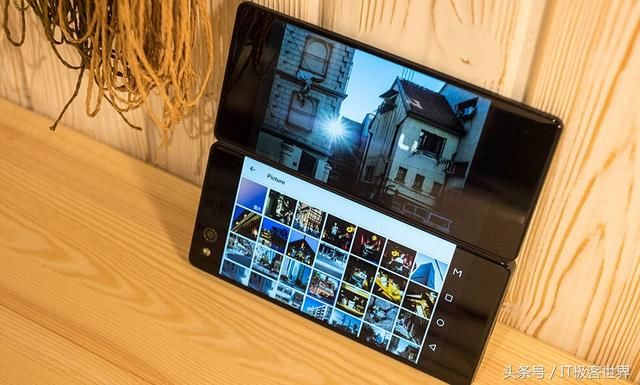 国产首款折叠屏幕手机用户发声,好评率超越小