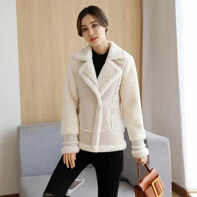 2018女款秋冬外衣,给你时尚保暖,简约有型