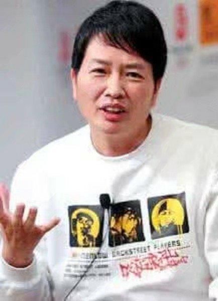 宋祖德微博挺崔永元:崔永元一个穷教授举报娱