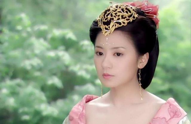 太喜欢贾静雯的五官了, 有人说她的颜值巅峰并