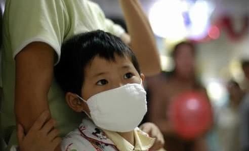 5岁宝宝因发烧竟查出白血病,了解病因后,宝妈