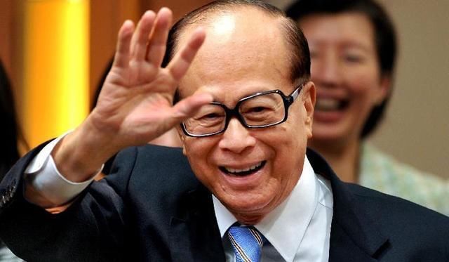 花15亿建慈山寺,给孙子取名李长治,暗藏着李嘉