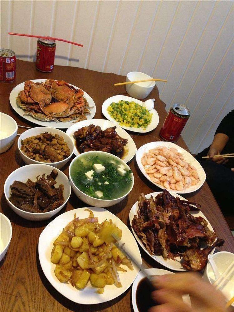 婆婆来家做饭,吃完我浑身发烫,故意和老公换碗