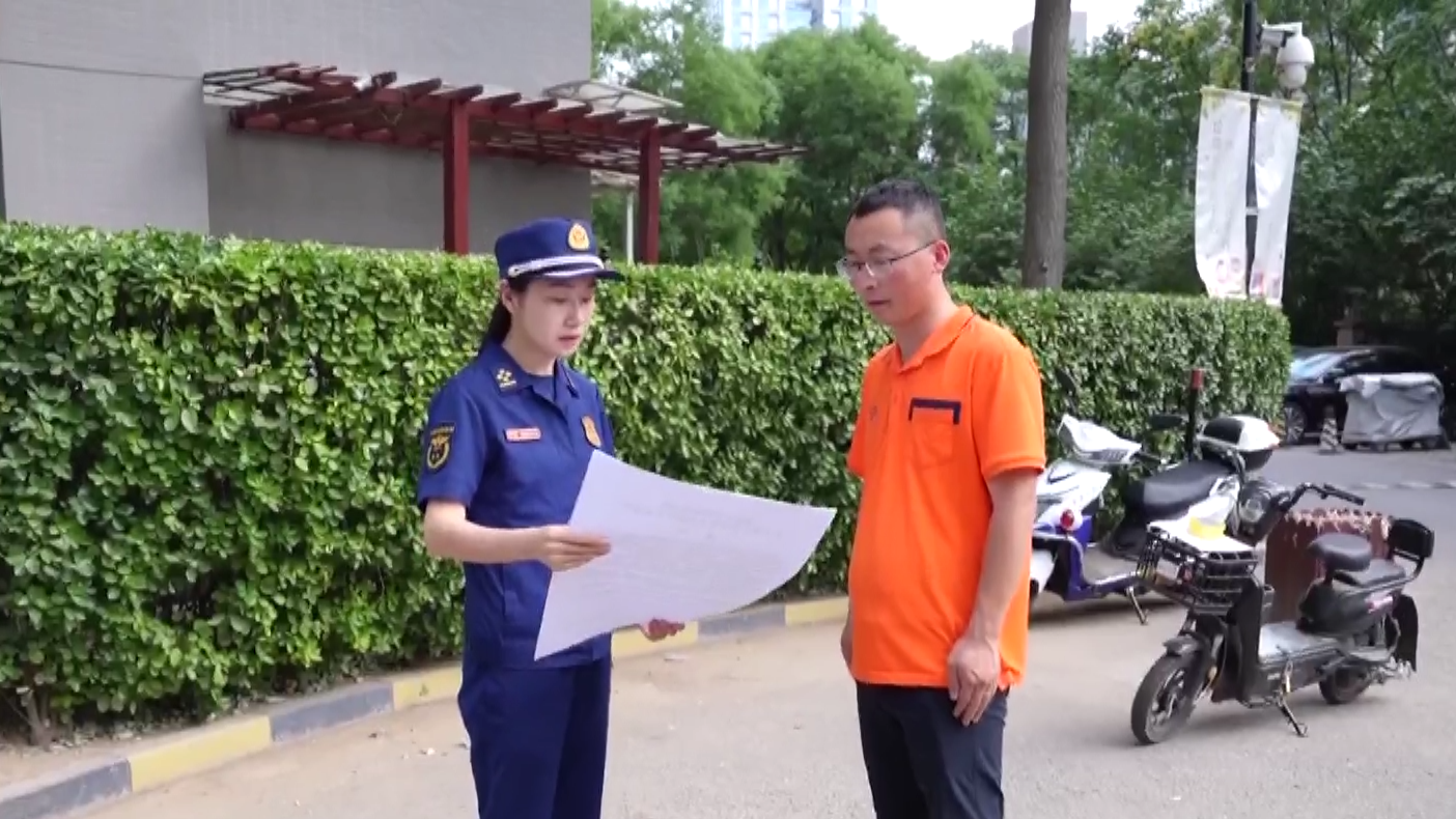 北京消防开展通道专项治理:规范停车,物业要负责! 北京消防开展通道专项治理:规范停车,物业要负责!