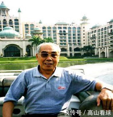 他是詹俊唯一敬佩的足球解说 如今84岁高龄再