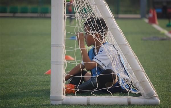 中国足球重大好消息!青训发展获大人物保驾护