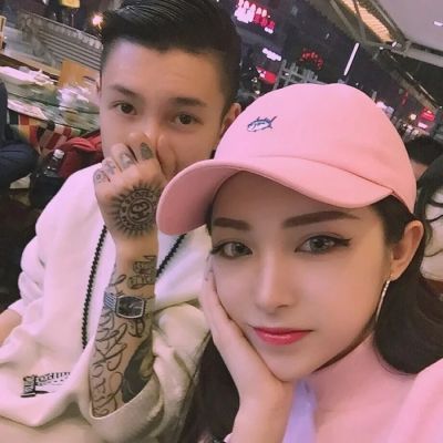 2018微信情侣头像一左一右霸气超拽好看